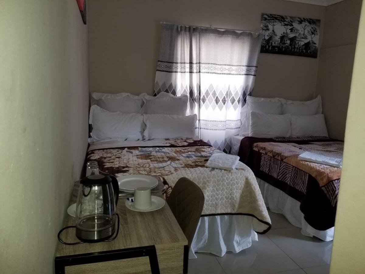 Pinto City Motel 肯普顿帕克 外观 照片
